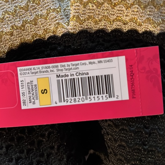 NWT  XHILARATION black and gold skirt. - Picture 4 of 4